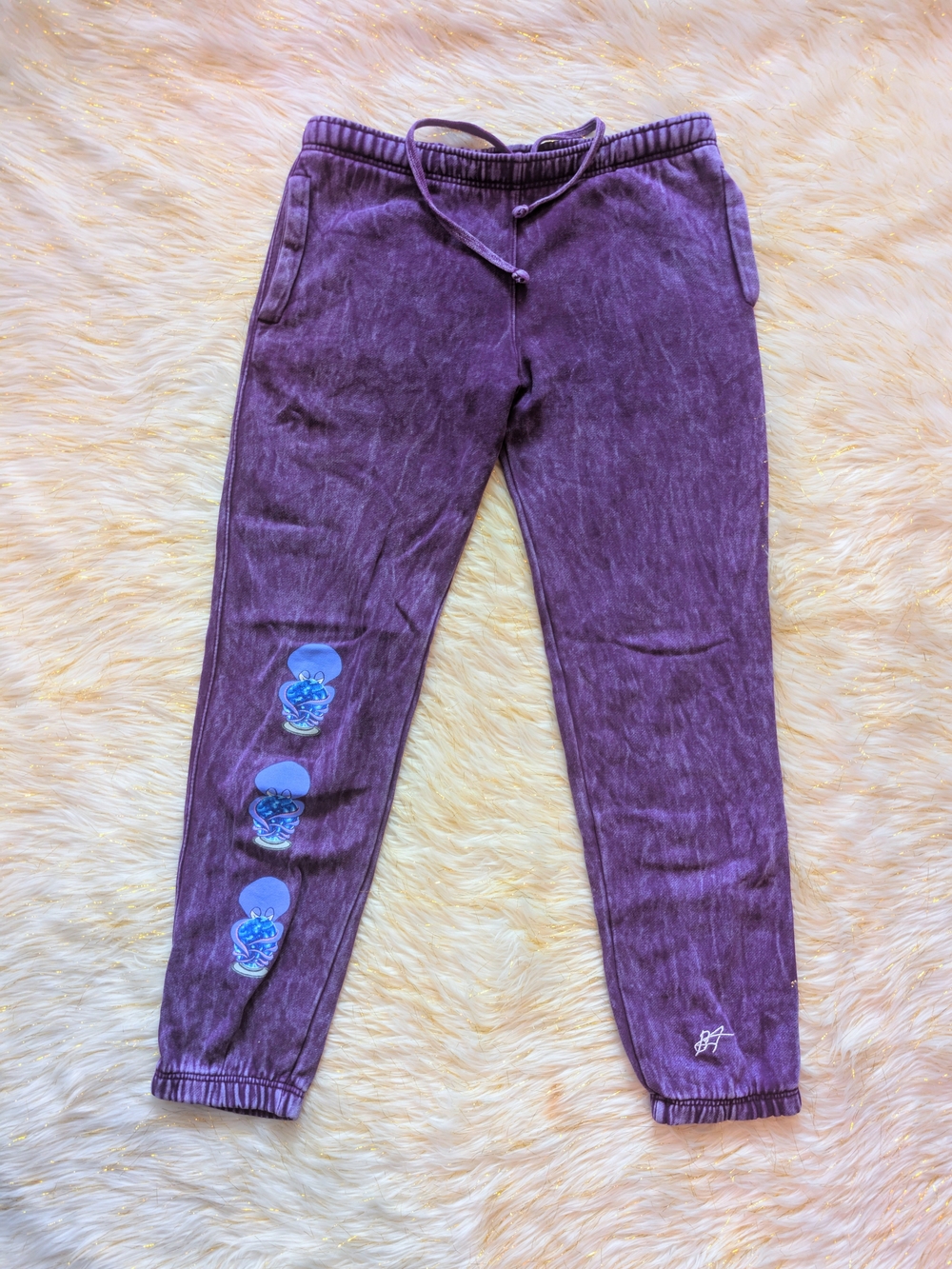 Buddha's Buds Purple Mineral Wash Sweatpants with blue Octopus graphics Sz M